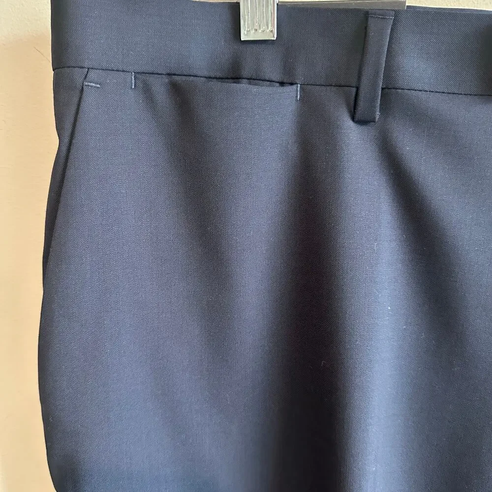 Banana Republic Men's Standard Italian Wool Suit Pant Navy Blue 40 x 32